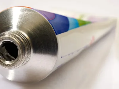 Чем опасна оксолиновая мазь: фармацевты признались