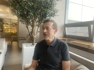 «По утрам молюсь о победе КПРФ»
