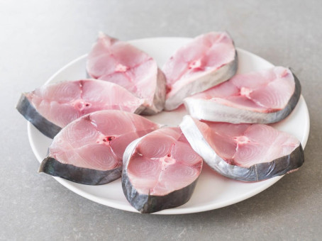 Названа самая полезная рыба для сердца и стоит копейки