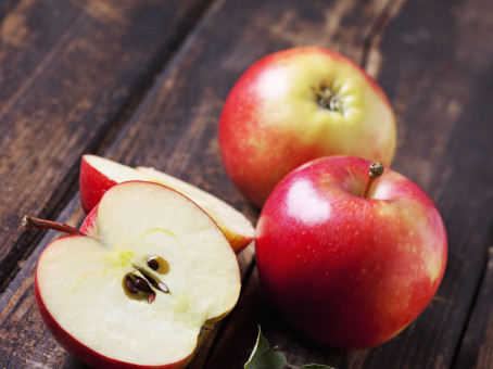 Что произойдет, если есть яблочные косточки