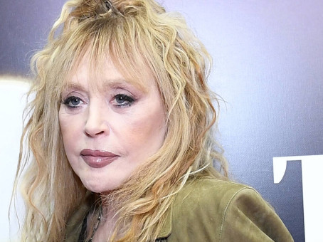 «Еле ноги волочу»: Алла Пугачева впервые заговорила о проблемах со здоровьем