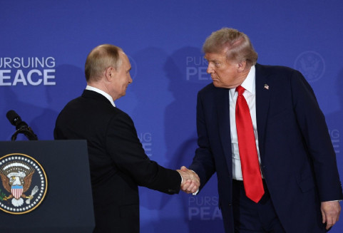 Выяснились подробности телефонных переговоров Путина и Трампа | Радио 1