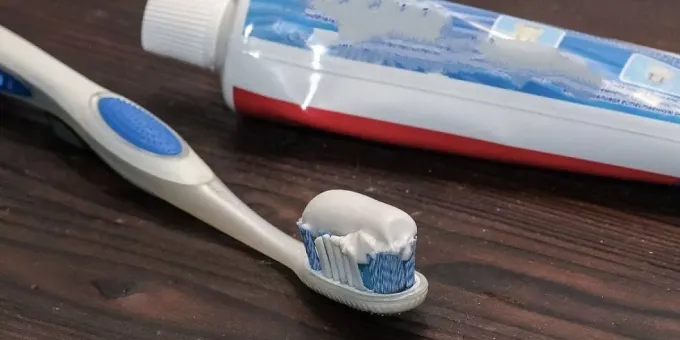 Учёные рассказали об опасности зубной пасты и мыла