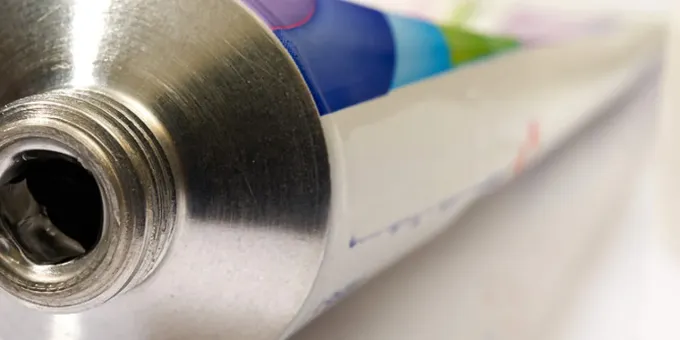 Чем опасна оксолиновая мазь: фармацевты признались