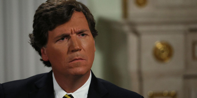 Странность произошла во время задержания Такера Карлсона