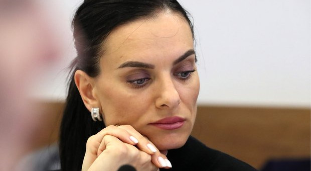 Исинбаева ответила на вопрос о возвращении в Россию