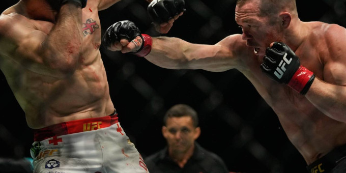 UFC 333 в Абу-Даби 2026: результаты россиян, как закончился бой Петр Ян — Мераб Двалившили, поражение Мовсара Евлоева, Александр Волков победил Ризвана Куниева